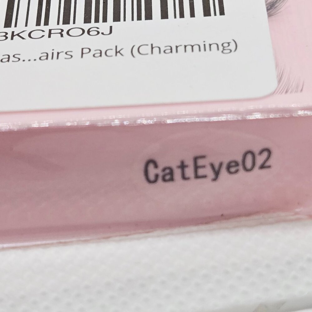 NEW VELEASHA CAT EYE FAUX MINK EYELASHES 5 PAIRS REUSABLE (CHARMING) - Picture 7 of 9
